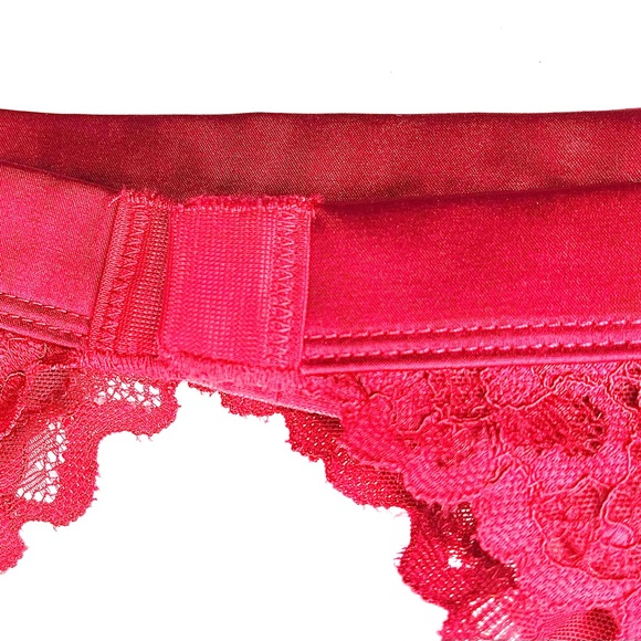 New with Tags Red H&M Garter Belt - Picture 7 of 11